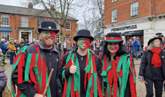 Four groups of Morris dancers unite to welcome new year in Alton