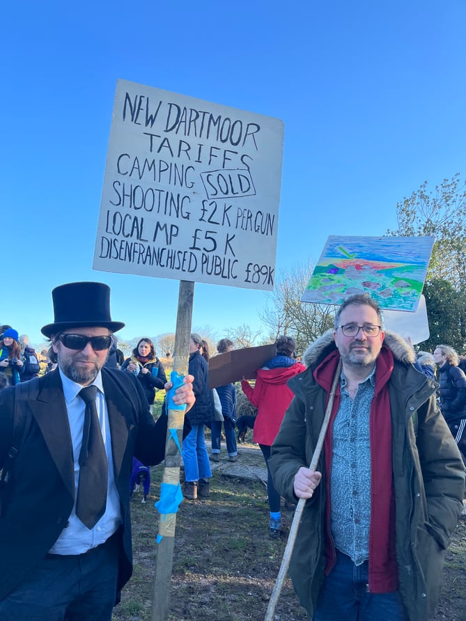 Thousands march to defend Dartmoor camping rights kingsbridgetoday.co.uk