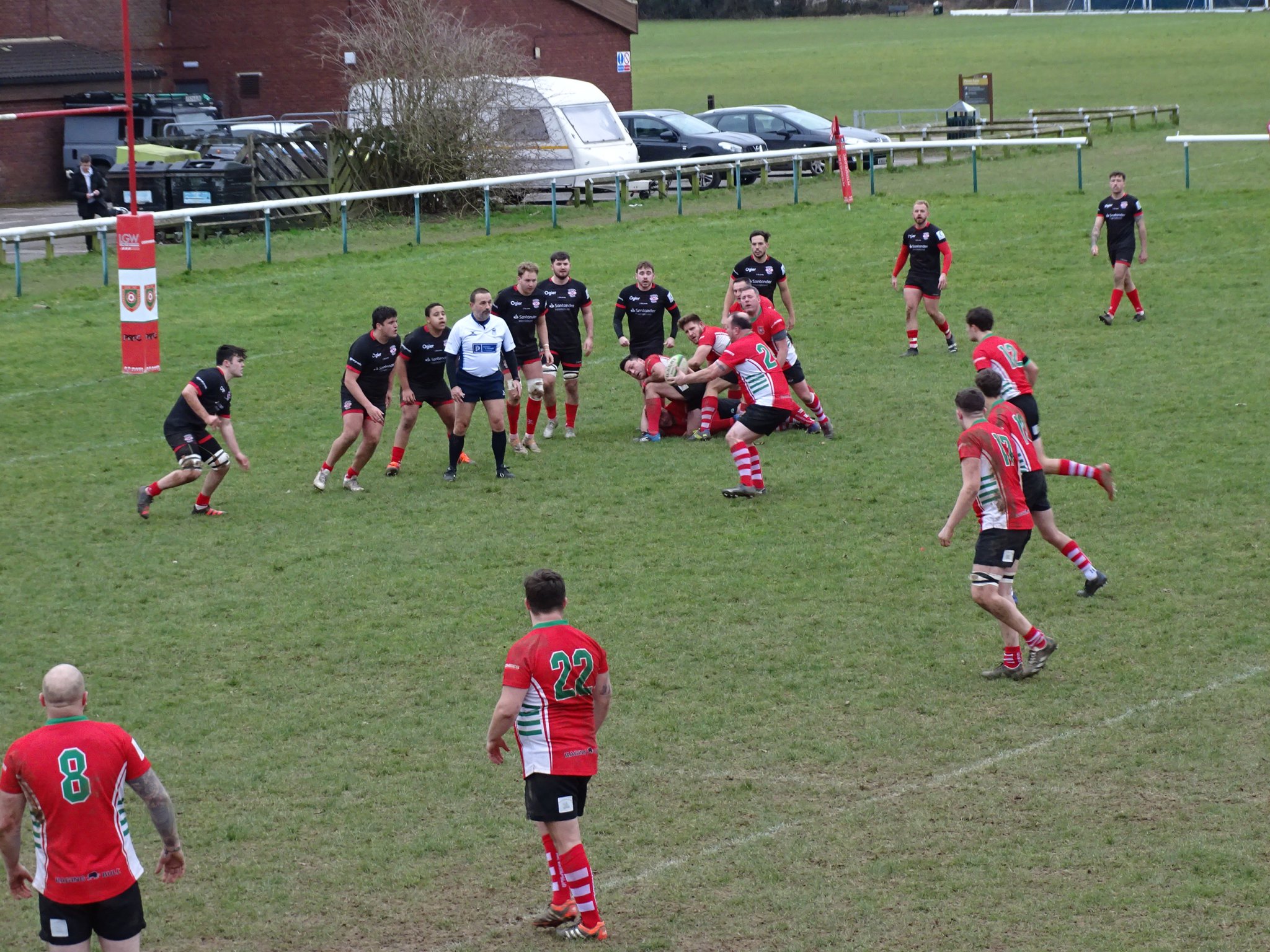 Maz McGarr receives the ball ten metres out from Jersey’s tryline