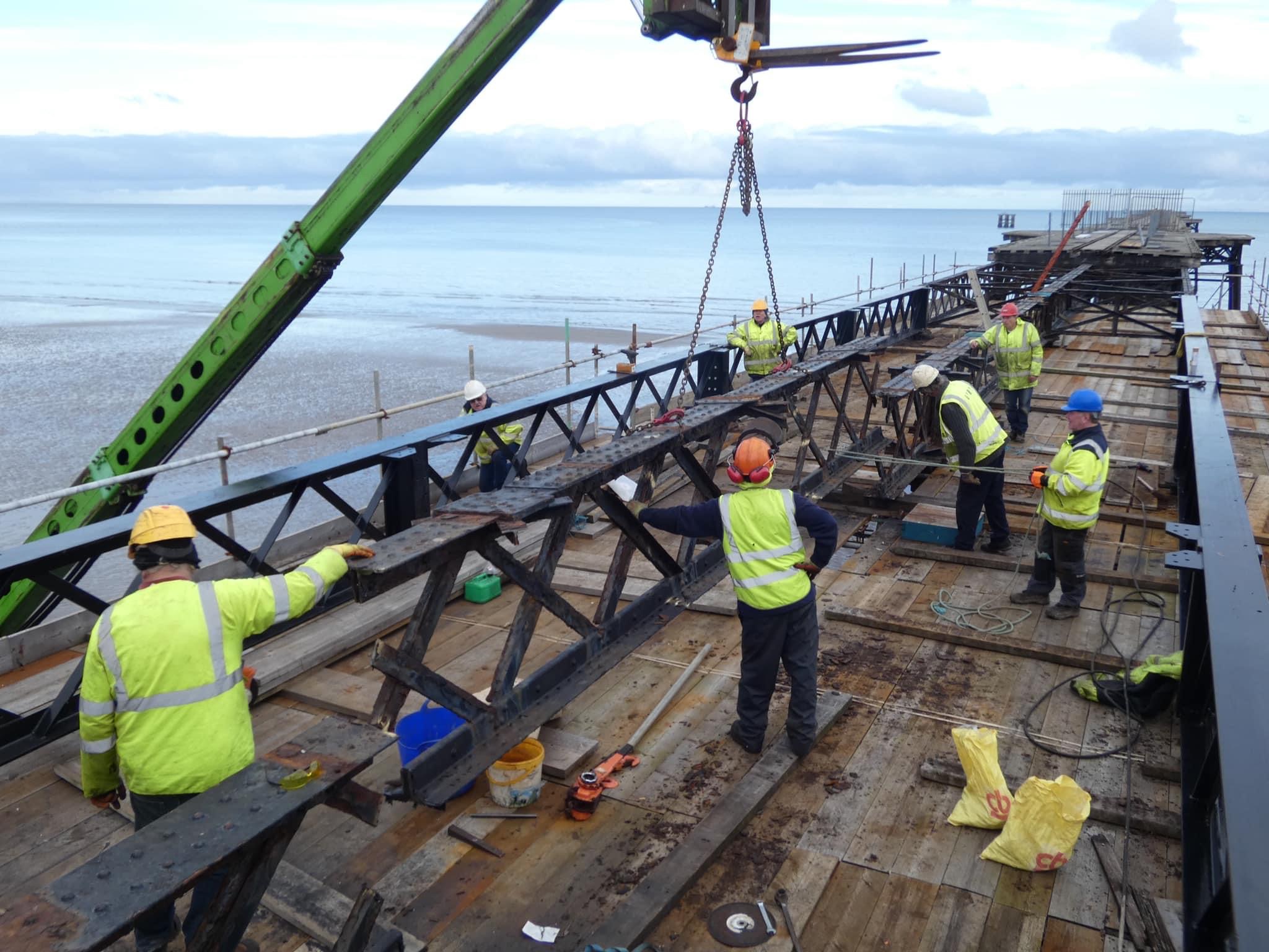 November’s big lift operation to replace corroded iron girders on bays 4 and 5 with new steel