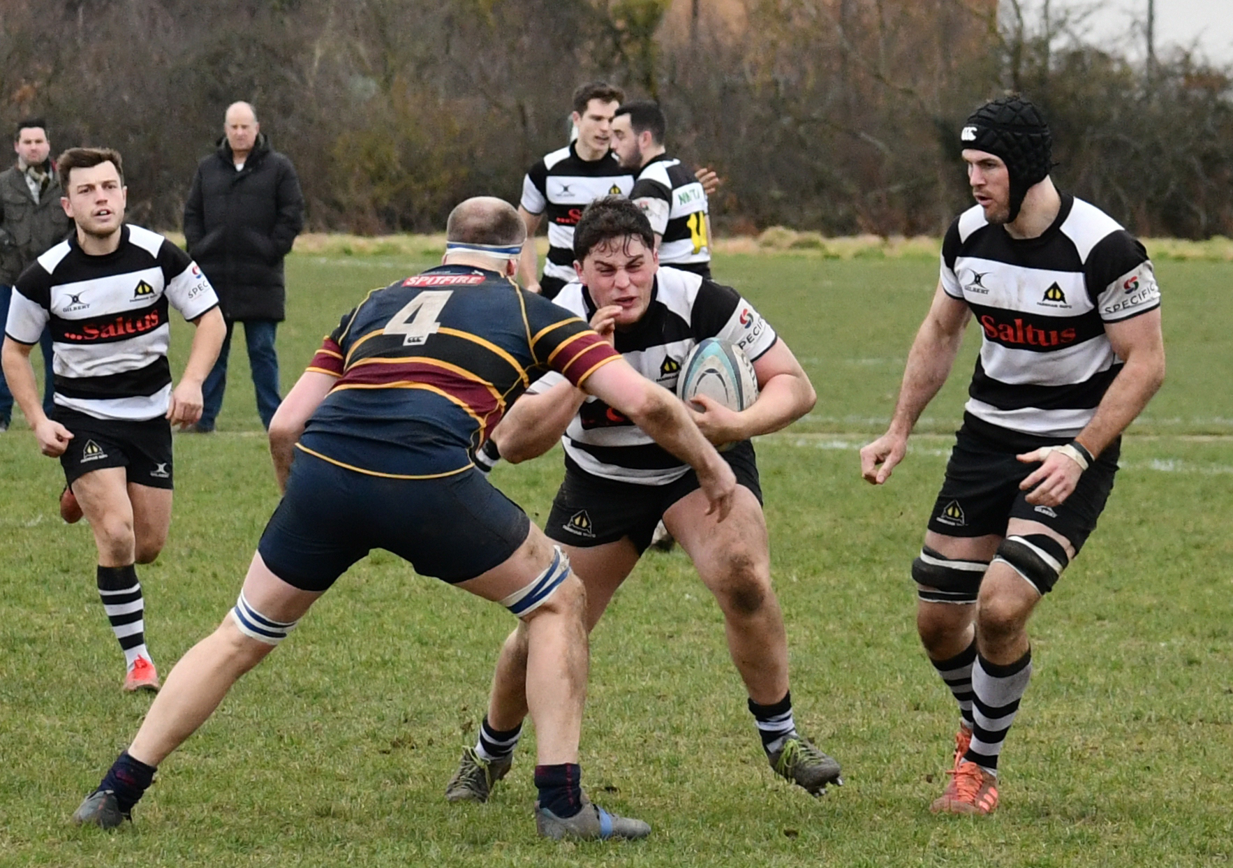 Oban Baird on the charge for Farnham during their 29-17 win against Old Colfeians on Saturday