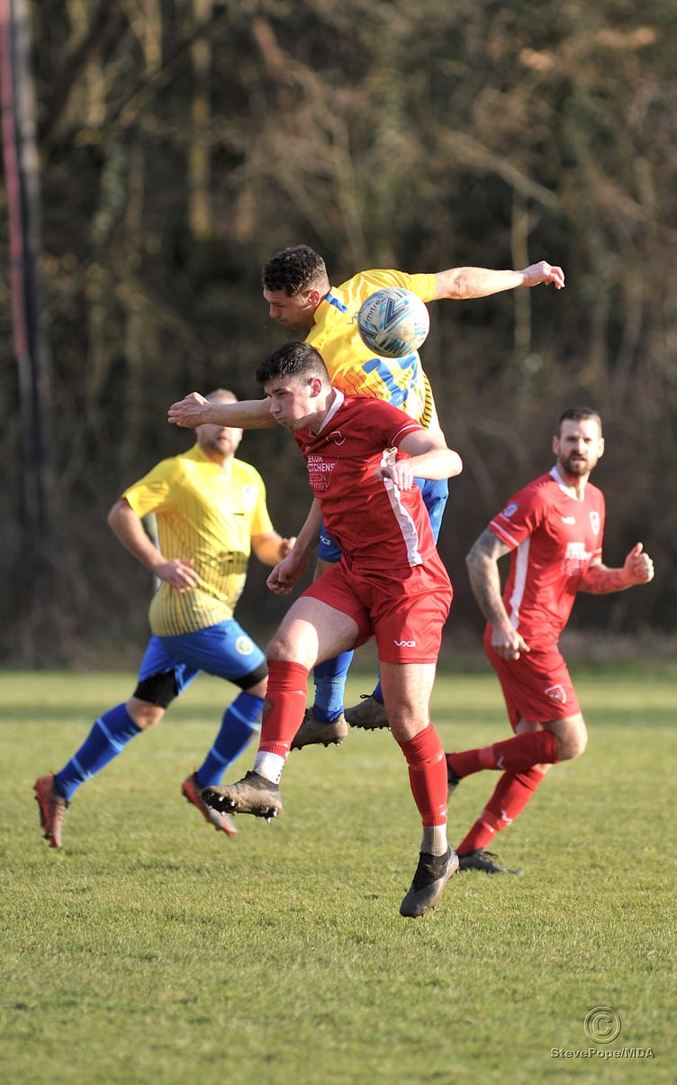 Watts Blake and Bearne versus Kingsteignton Athletic