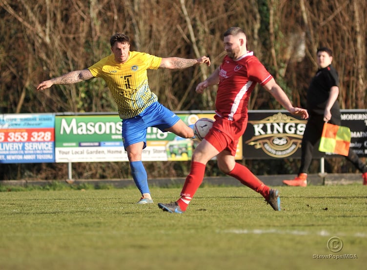 Watts Blake and Bearne versus Kingsteignton Athletic