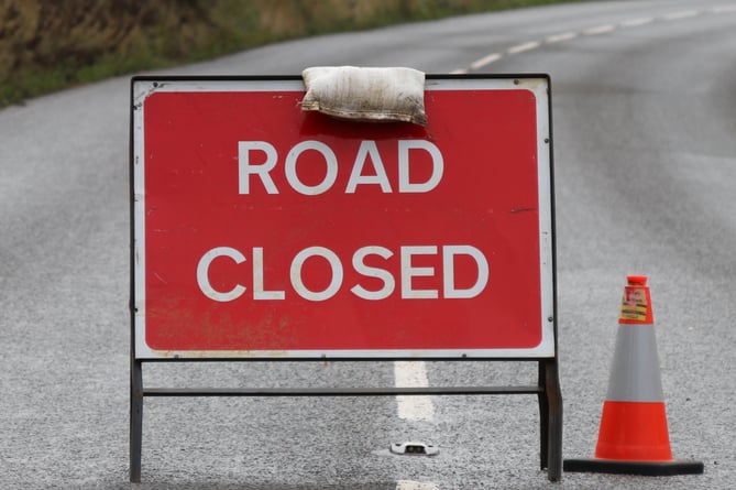 Road Closed sign IMG_5403.JPG