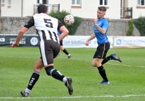 Match Gallery: Newton Abbot  Spurs versus Holsworthy