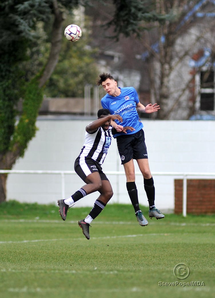 Newton Abbot Spurs versus Holsworthy