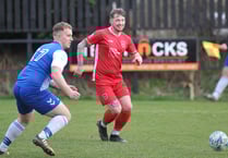 Match Gallery: Kingsteignton Athletic versus  Elburton Villa 2nds