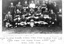 What can photo of 1926 league champions tell us about Farnham's famous coachbuilders?