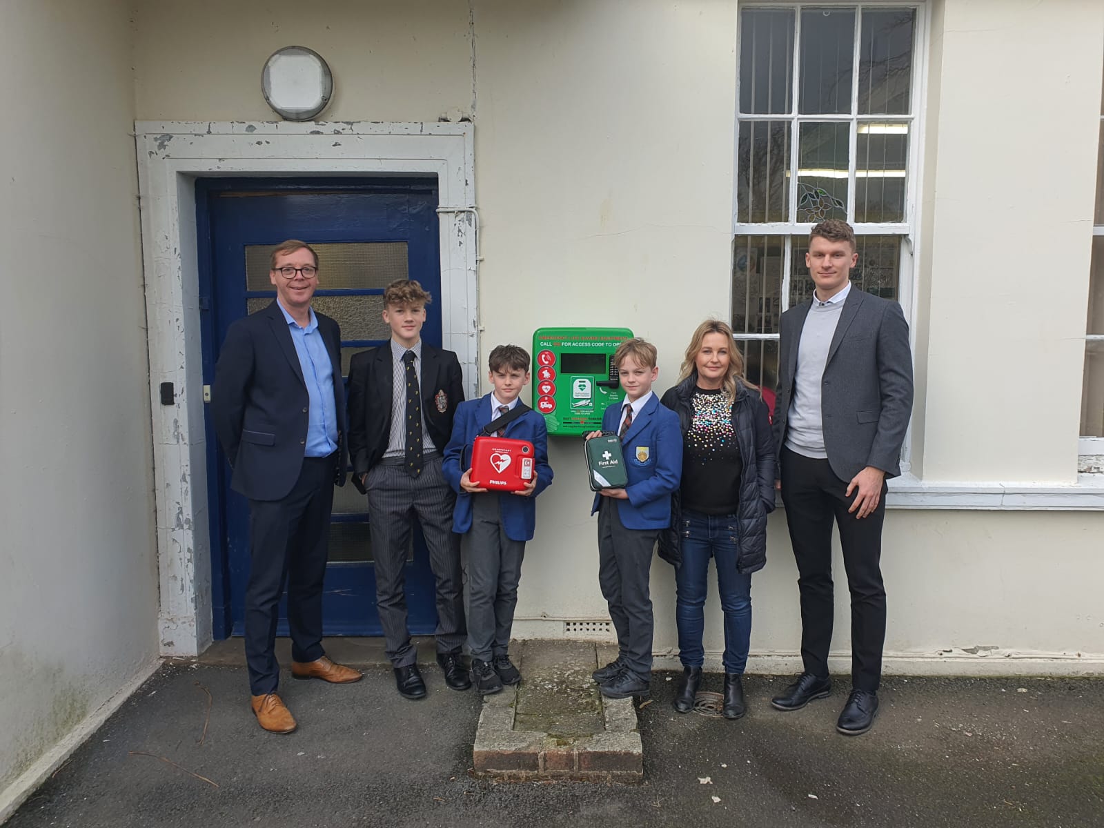 Craig’s Heartstrong Foundation chairman Paul Healey; Charlotte Holtby and her children Luca, Freddie and Frankie and Craig’s Heartstrong Foundation secretary Luke Murray