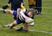 Farnham pick up bonus point in narrow defeat against Guildford