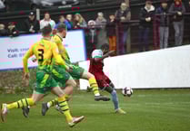 Farnham Town boss Paul Johnson praises side after beating Badshot Lea