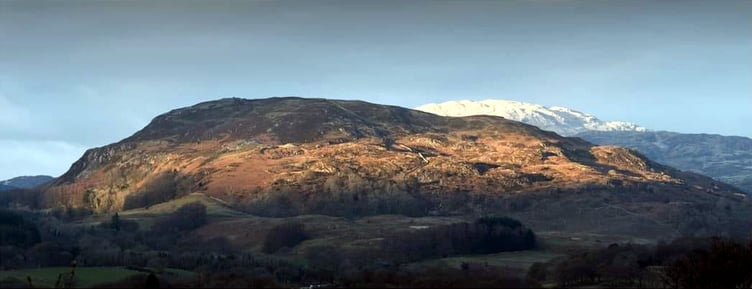 Peter Cundle took this shot of Foel Offrwm to Rhobell Fawr