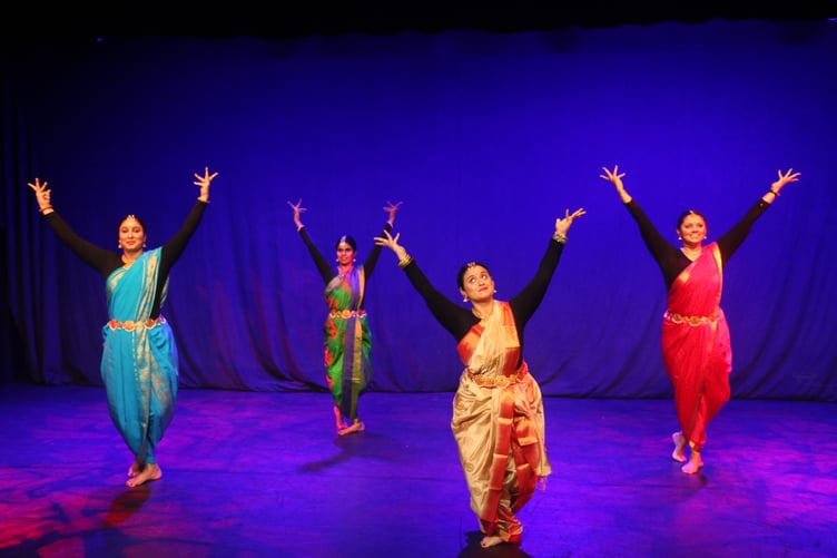 The Beeja Ladies Bollywood Performance group.