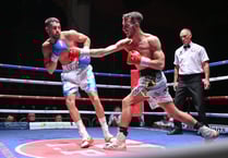 Rennie eyeing up title fight this summer