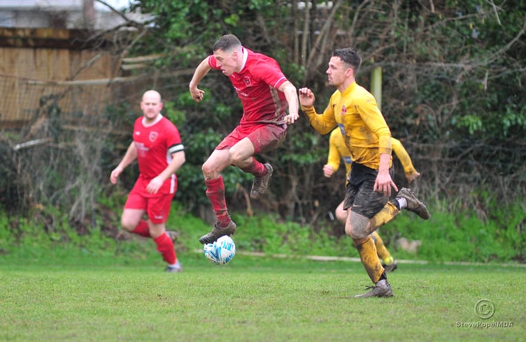 Kingsteignton Athletic versus Ilsington Villa