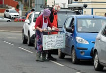 Motorists served ‘Toxicitea’ during river pollution action