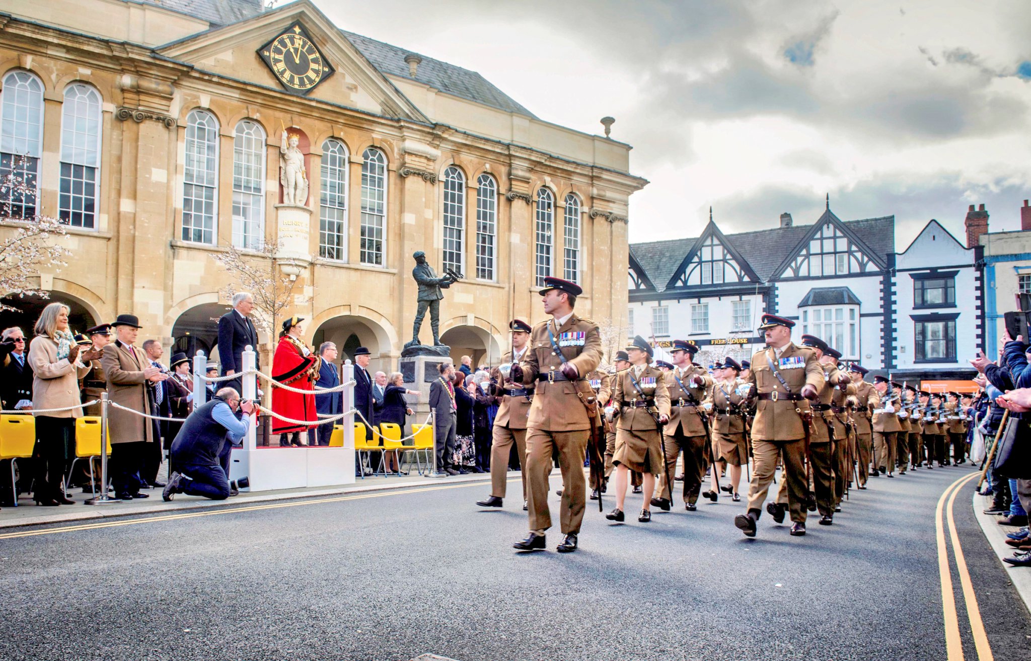 The men and women of the Royal Monmouthshire Royal Engineers (Militia), led by Lt-Col Al Robinson RE, give a General Salute to the Duke of Gloucester following the parade through Monnow Street with
bayonets fixed. They were preceded by the British Army Band, Sandhurst, who stayed and gave an impromptu musical performance to onlookers who had cheered and clapped as the parade went by