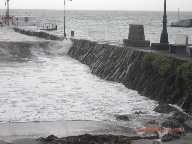 High tides in Looe