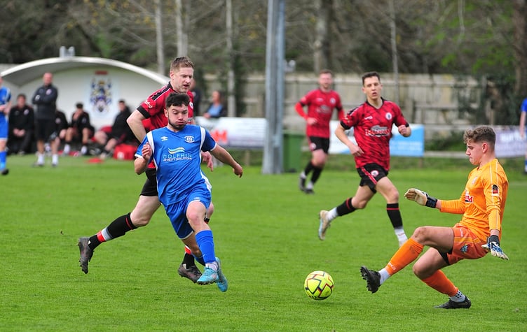 Images from the Bovey Tracey v Crediton United FC First Team game.