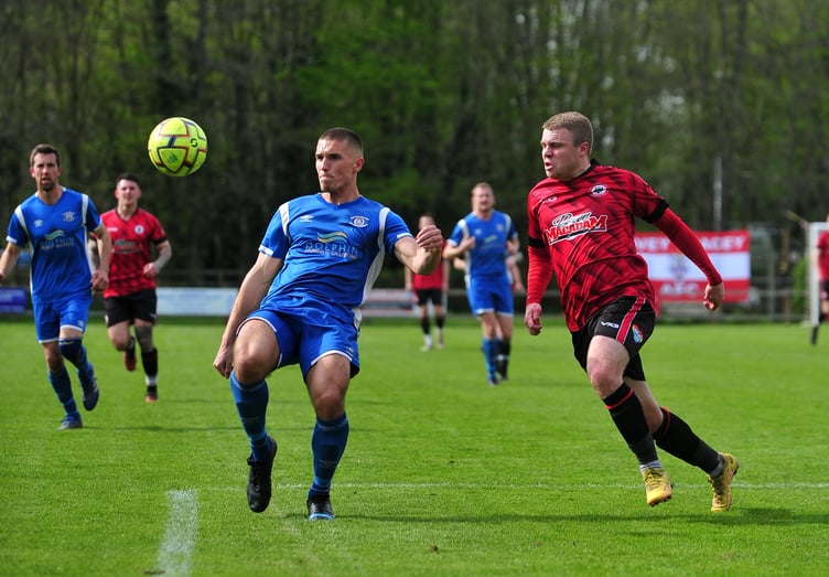 Images from the Bovey Tracey v Crediton United FC First Team game.
