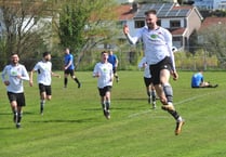 MATCH GALLERY: South West Peninsula League. Teignmouth AFC versus Newton Abbot Spurs