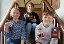 Lluniau: Enillwyr Eisteddfod Capel y Groes, Llanwnnen