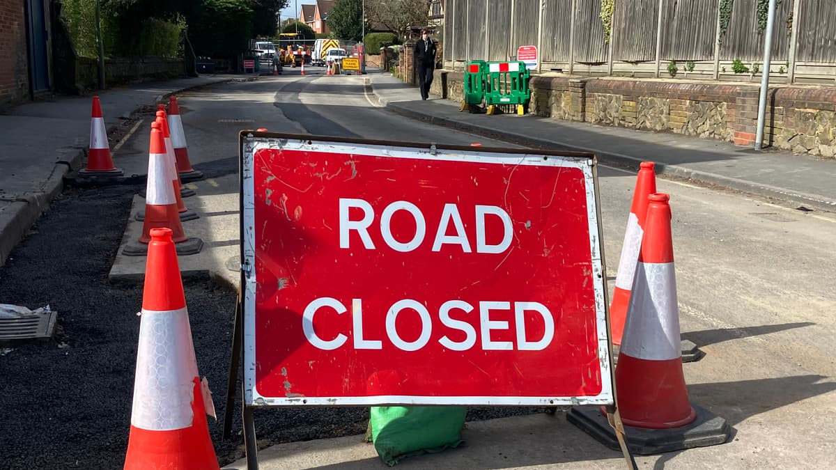 Farnham's West Street to remain closed until the end of May, says South