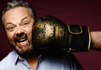 Comic Hal Cruttenden to show Farnham there is life after a divorce