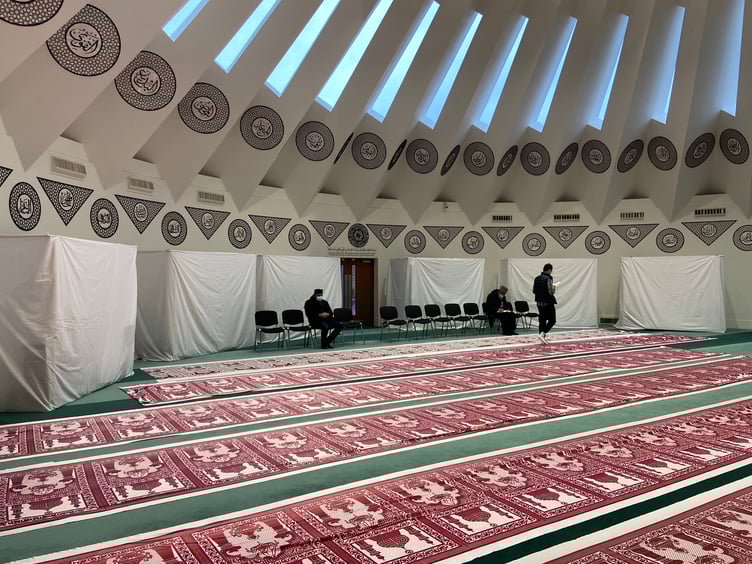 The white tents where nine devotees are performing their ‘itikaf’ at the Mubarak Mosque in Tllford during Ramadan