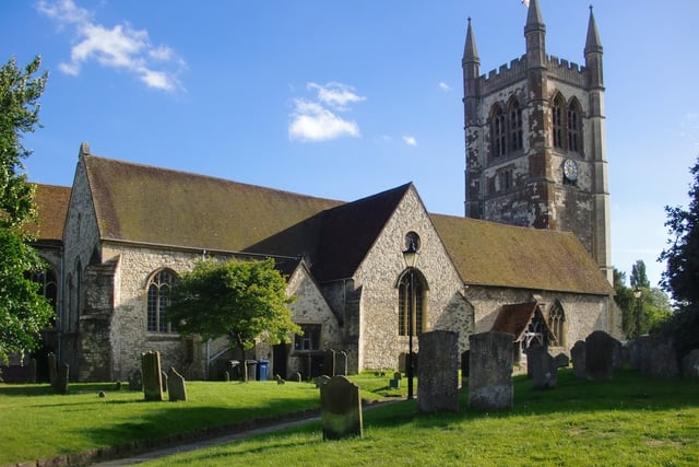 Farnham church hosts Christmas carol concert to support local charity