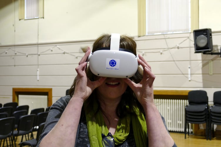 Using the VR headset to gain an impression of the scale of the Erebus Project