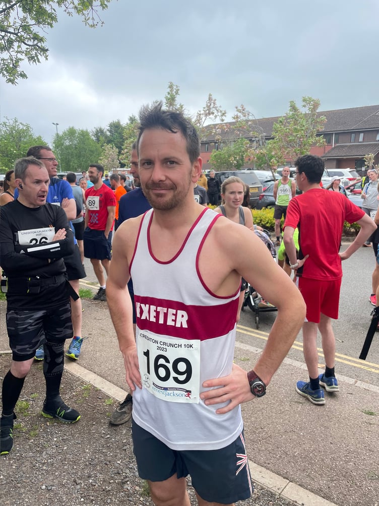 Howard Bailey from Exeter Harriers, pictured before the start, finished in sixth place. AQ 8673