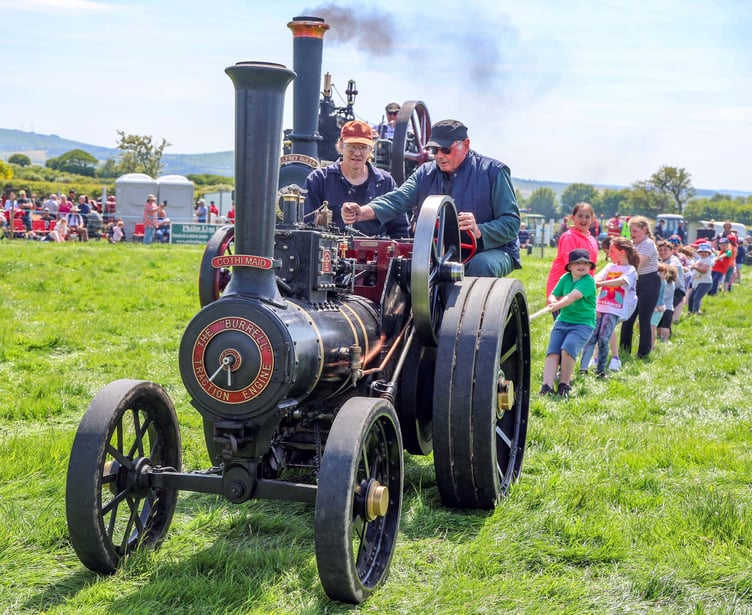 The Cothi Maid from Pumsaint, owned and driven by Elfyn Williams, took on the children in the tug-of-war competition