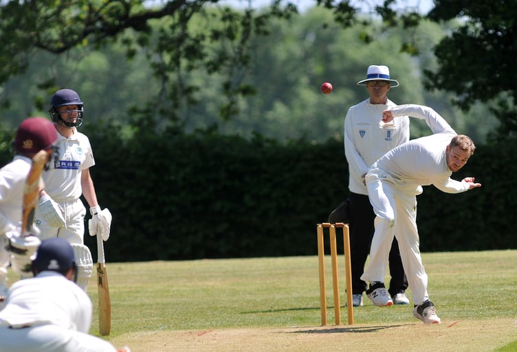 Devon Cricket League A Division. Abbotskerswell versus Kilmington.