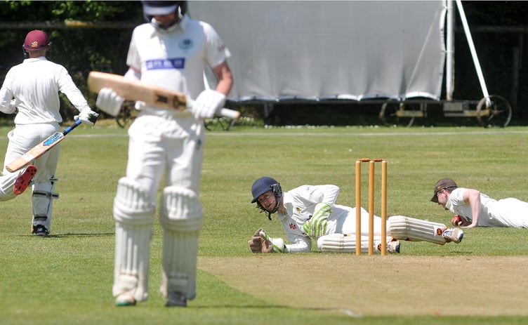Devon Cricket League A Division. Abbotskerswell versus Kilmington.