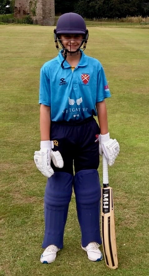 Andrew Jones scored 63 not out, while Lloyd Sharp notched 32.