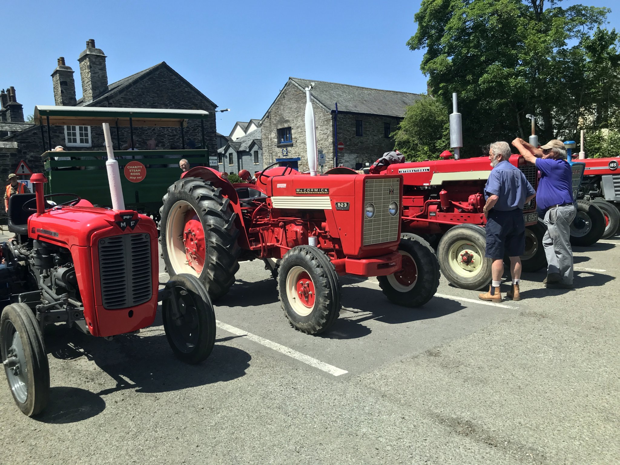 tractor line up
Tavistock Steam and Vintage Fair