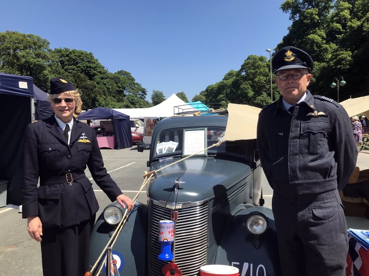 Clare and Stephen Fryer Harrowbeer vintage RAF staff car