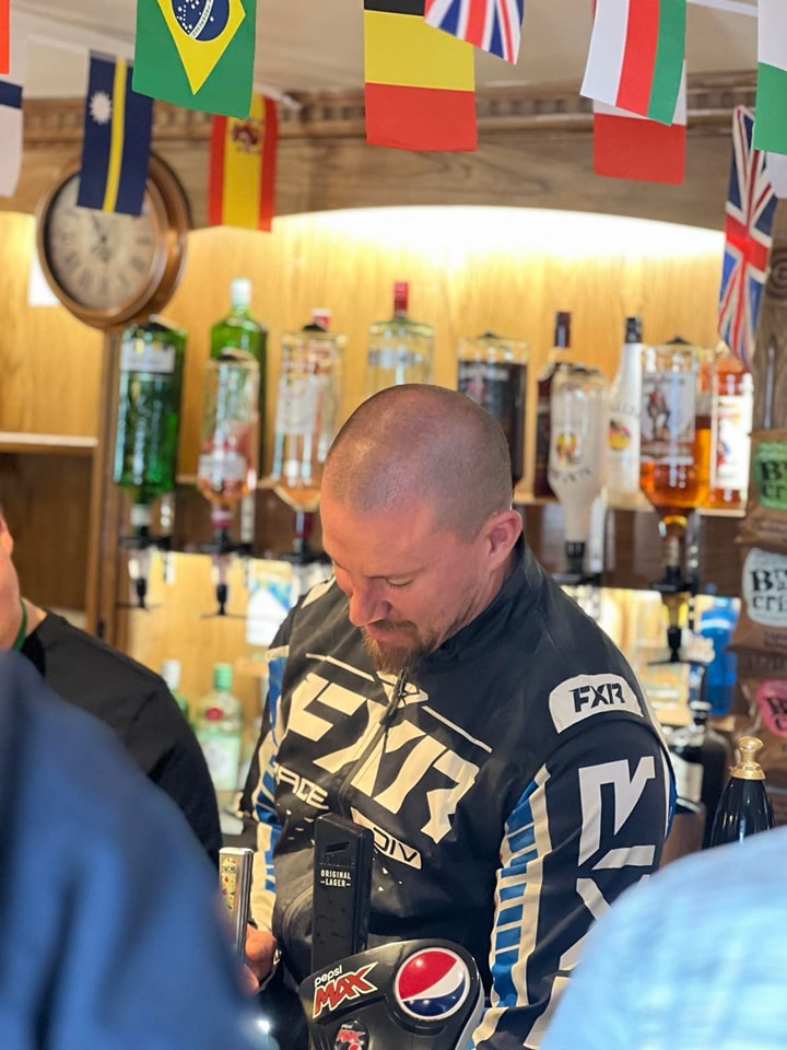 Channing Tatum pulling a pint at The Raven
