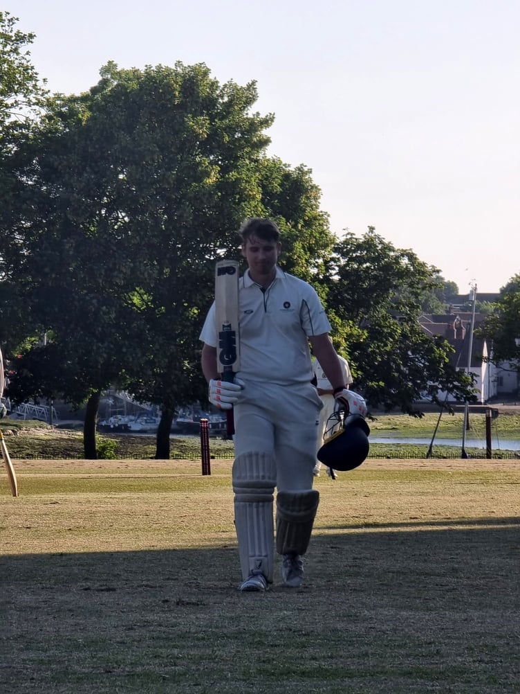 James Longland scored 87 for Petersfield’s second team in their six-wicket victory at Fareham & Crofton’s third team