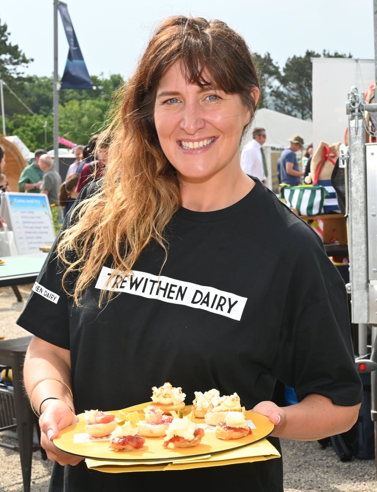 Many may recognise Francesca Hull, formerly of Made in Chelsea. She was out and about providing some interesting samples of Trewithen Dairy’s latest creations, including the ‘nacho scone’. Our reporter tried it and said “very nice, rather interesting.”