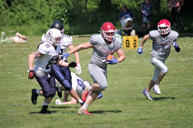Action from Rushmoor Knights' 58-20 win against Oxford Saints