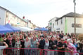 Hundreds  at  Raglan’s festival and street party