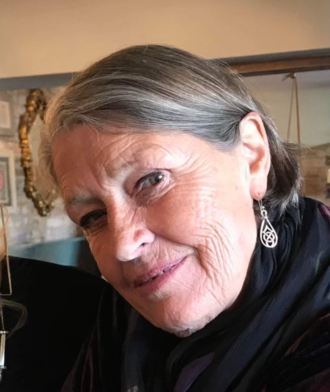 Maureen Hattey joined The Ridgeway School in 1989 and served as headteacher from 1997 until her retirement in 2005