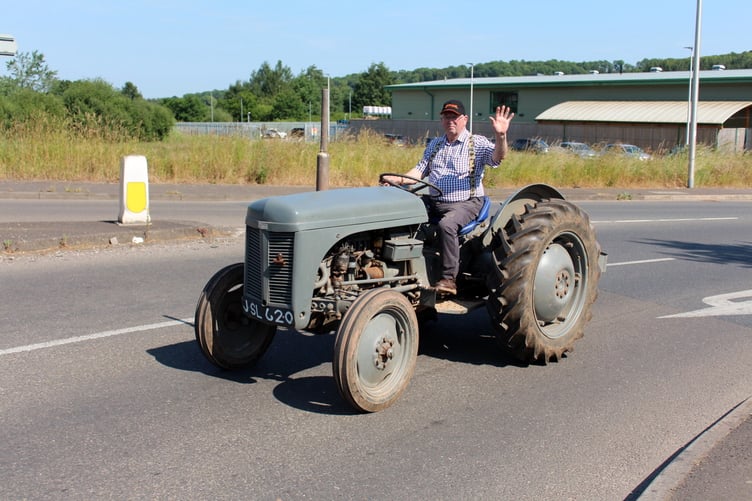 Leaving Mole Avon, Ed Vigers who used to farm at Lewdown, now lives in Crediton with his own T20 of 1949 that he has owned for 10 years and uses in ploughing competitions having three times represented Devon in the National Ploughing Competitions. SR 8057