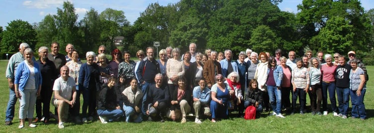 All the twinning visitors from Corné and their hosts from Headley, May 21st 2023.