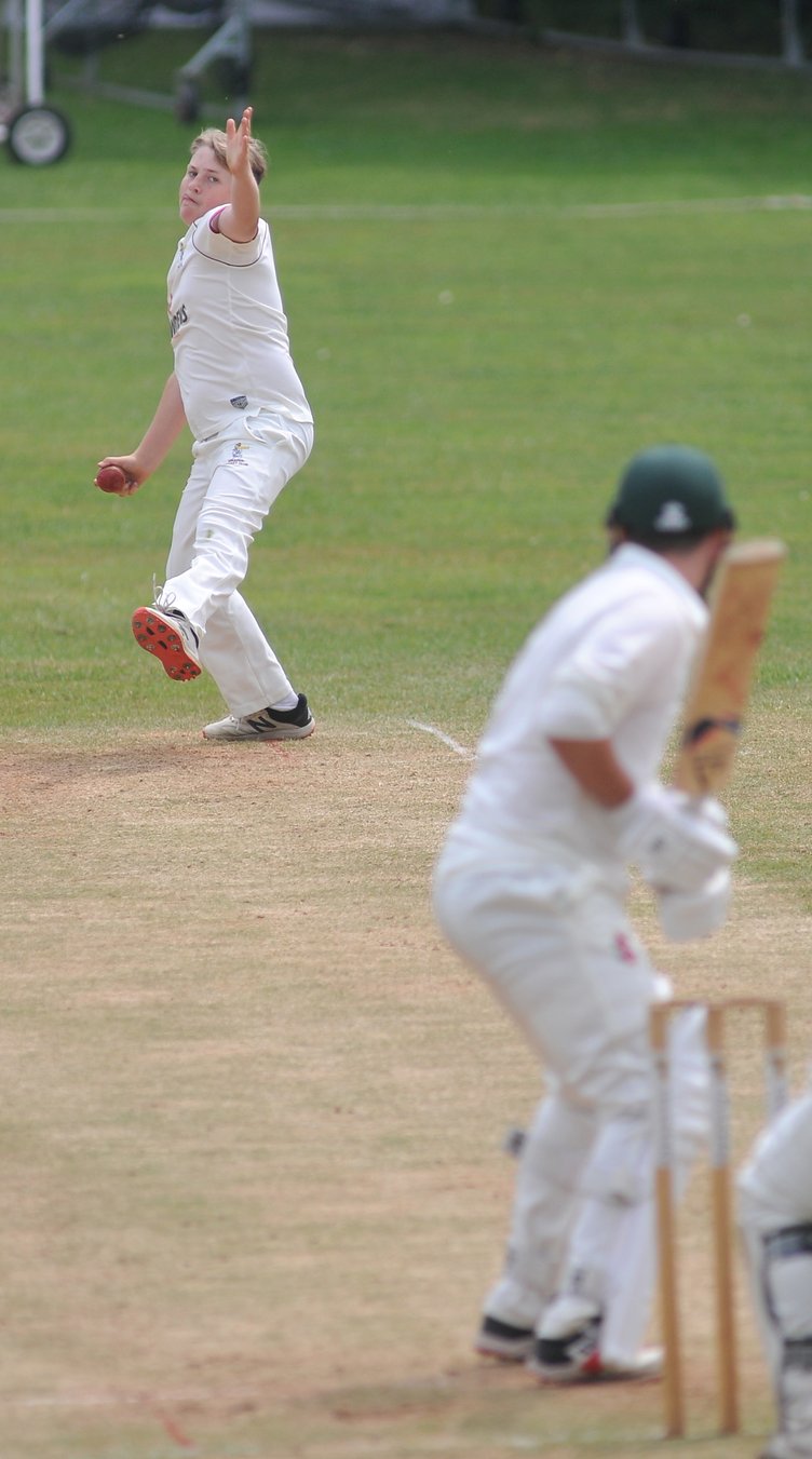 MDA170623C Photo: Steve Pope Devon Cricket League D Division West. Ipplepen 2nd XI ; Hatherleigh 2nd XI.