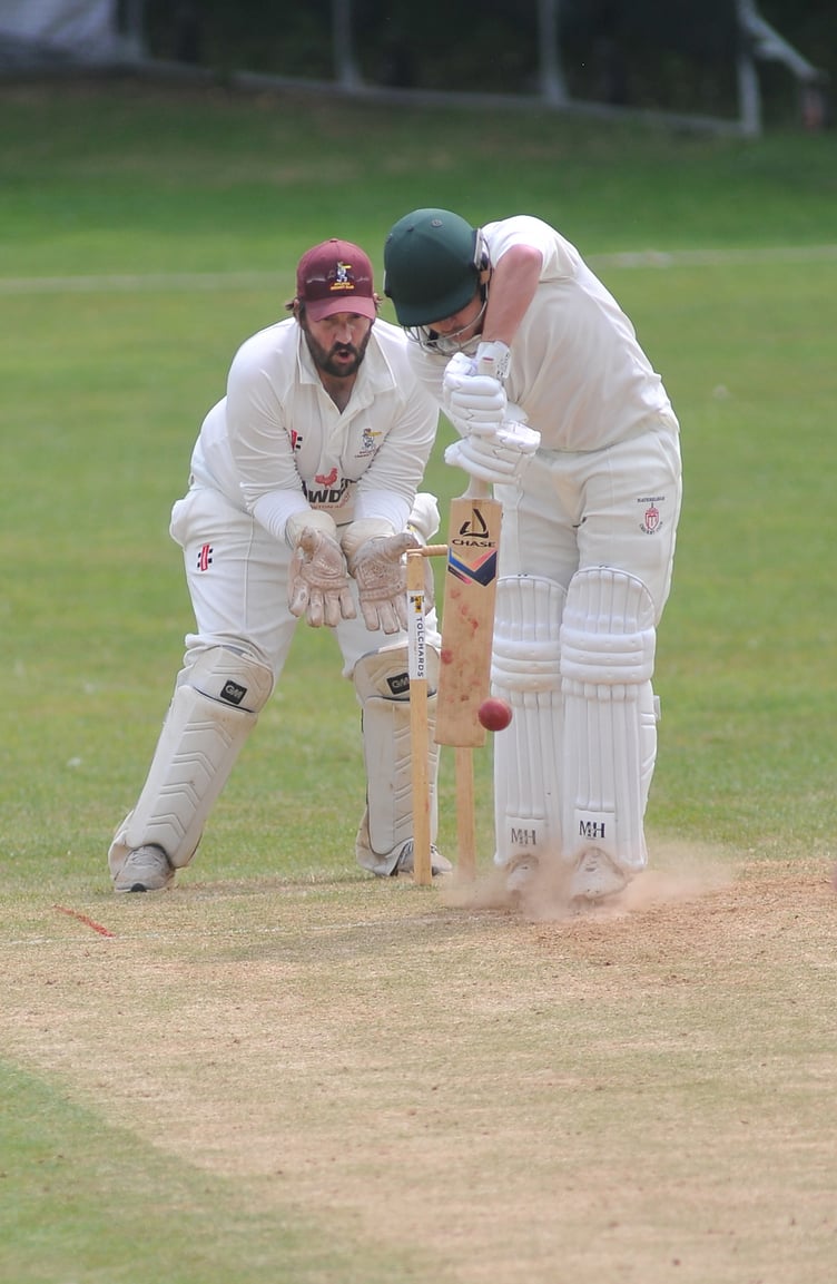 MDA170623C Photo: Steve Pope Devon Cricket League D Division West. Ipplepen 2nd XI ; Hatherleigh 2nd XI.