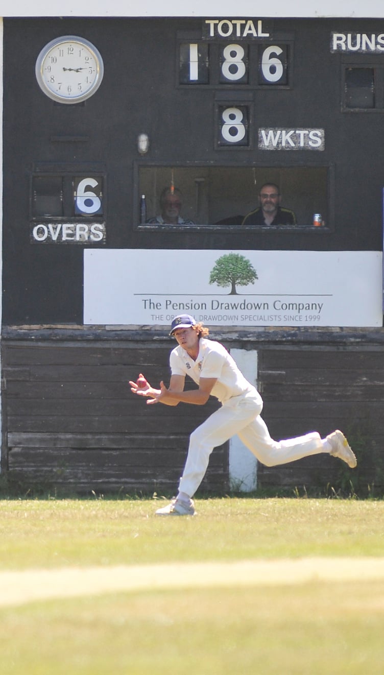 Devon Cricket League B Division. Chudleigh versus Bridestowe