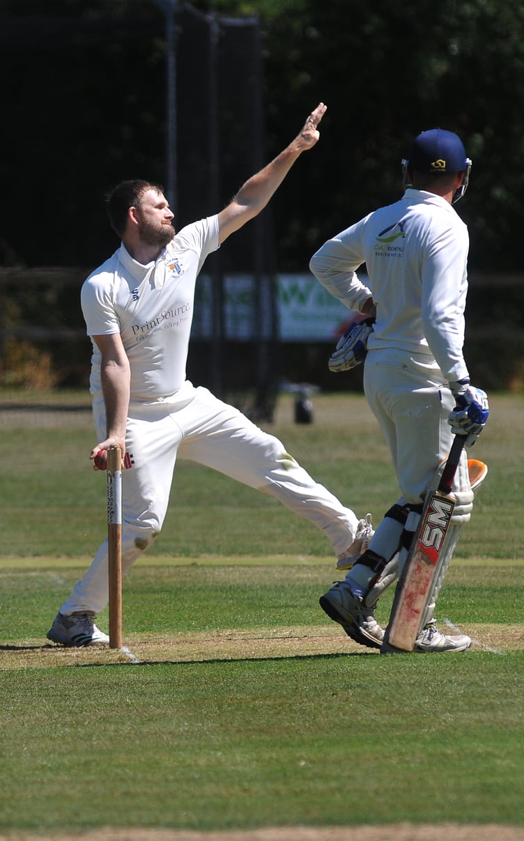 Devon Cricket League B Division. Chudleigh versus Bridestowe